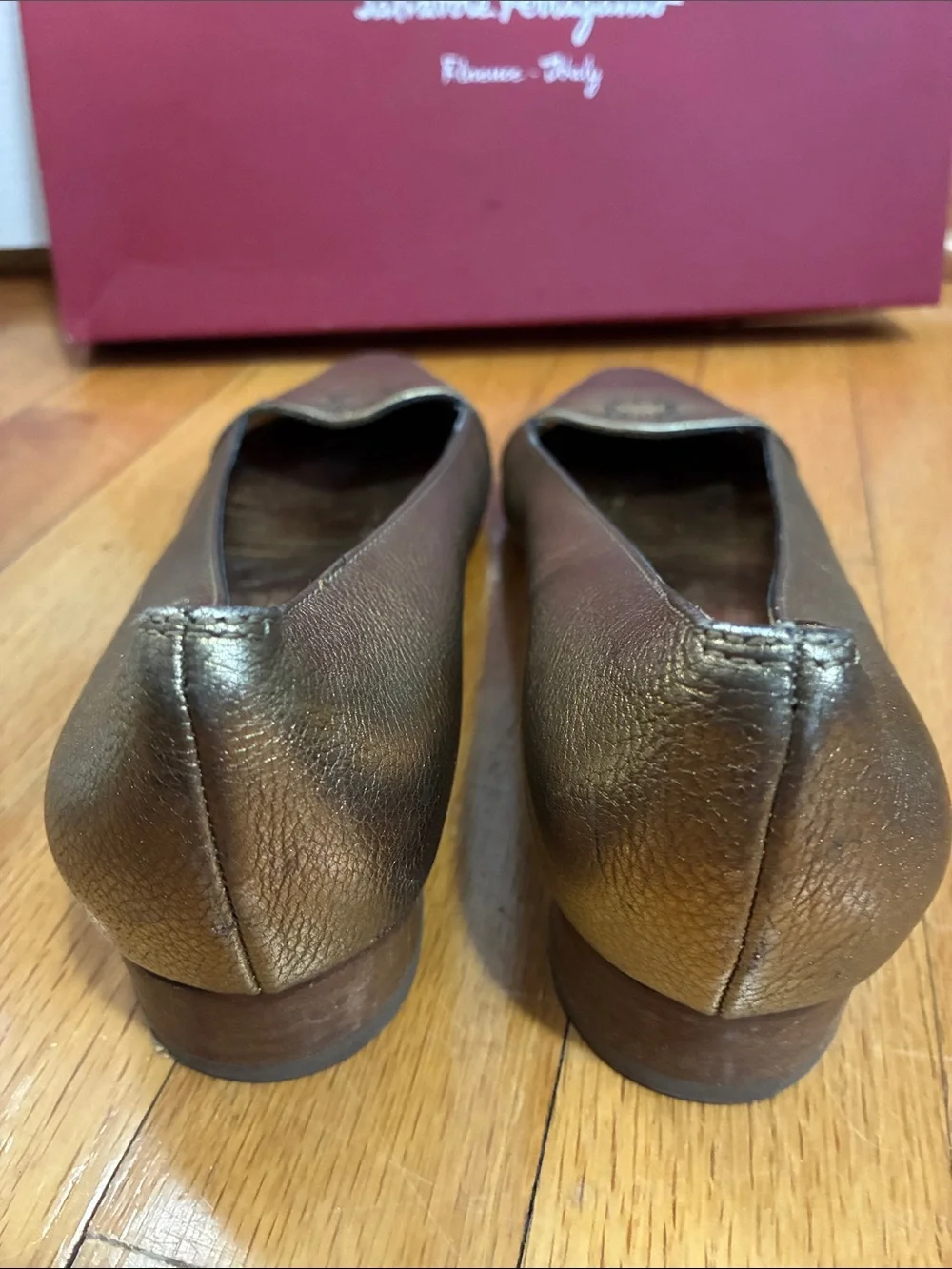 Salvatore Ferragamo Metallic Gold Leather Loafers size 7.5 like new Authentic